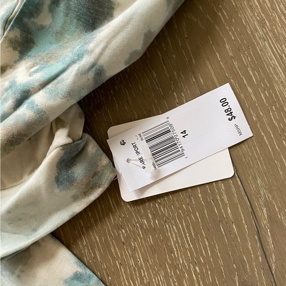 Rare sport tie-dye hoodie and pant set - Picture 2 of 5